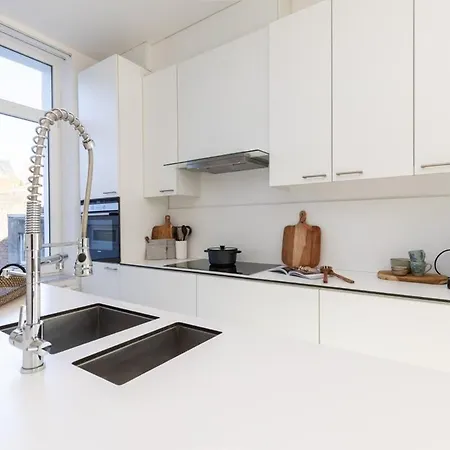 Huswell - Charming Seaside Apartment With Mezzanine And Modern Comforts * 奥斯滕德